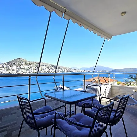 Eli's Seafront アパート Sarandë