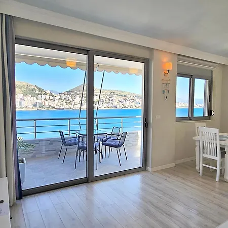 Eli's Seafront Apartment Sarande