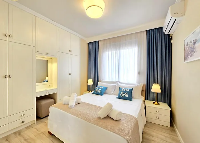 Eli's Seafront 公寓 Sarandë