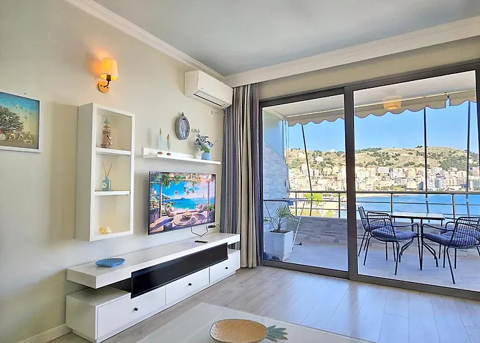 Eli's Seafront 公寓 *